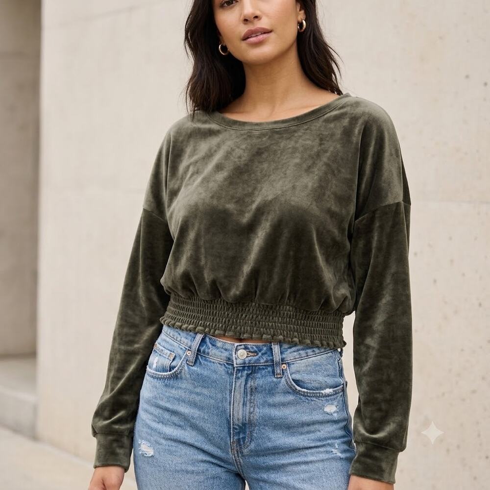Savvi Olive Velour Cropped Smocked Hem Pullover Top 2X EUC